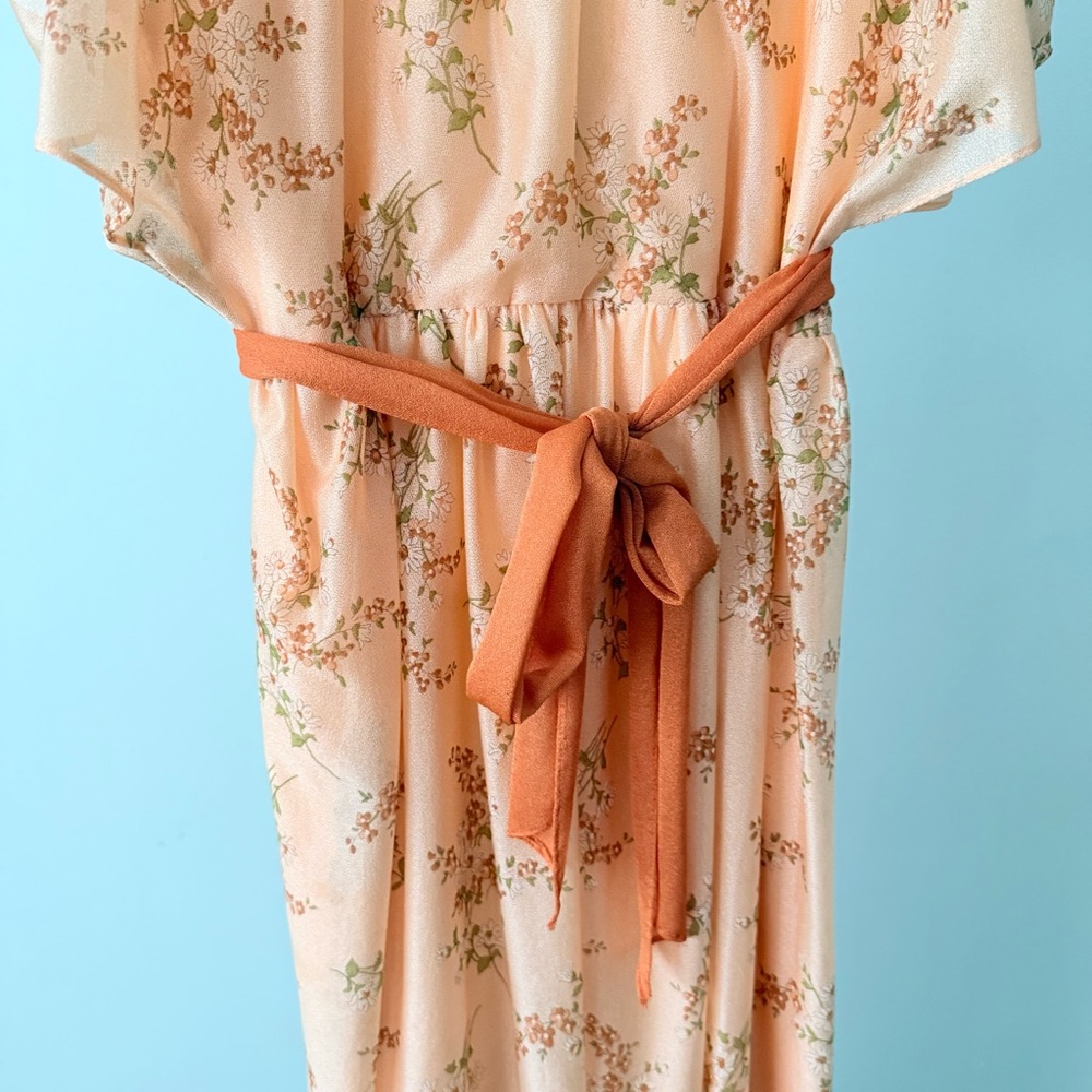 🌼Vintage 70s Peach Floral Maxi Dress w/ Belt Romantic Prairie Boho Goddess - Picture 3 of 8